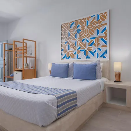 Gizis Cliffside *