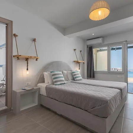 Gizis Cliffside Hotel Imerovigli (Santorini)